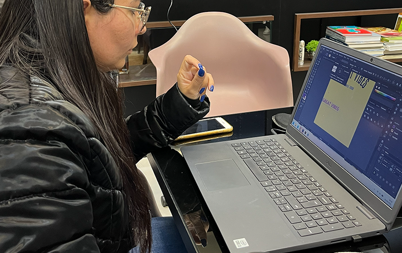 Conheça os diferenciais da profissão de designer gráfico designer grafico - Conheça os diferenciais da profissão de designer gráfico