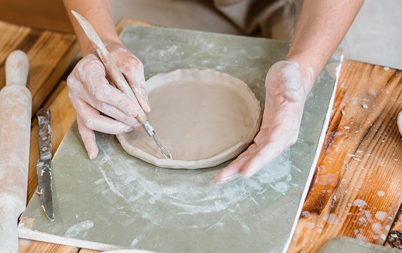 curso de ceramica desvende as melhores dicas para iniciantes - Curso de cer&acirc;mica em Brusque: 6 passos para iniciar na pr&aacute;tica